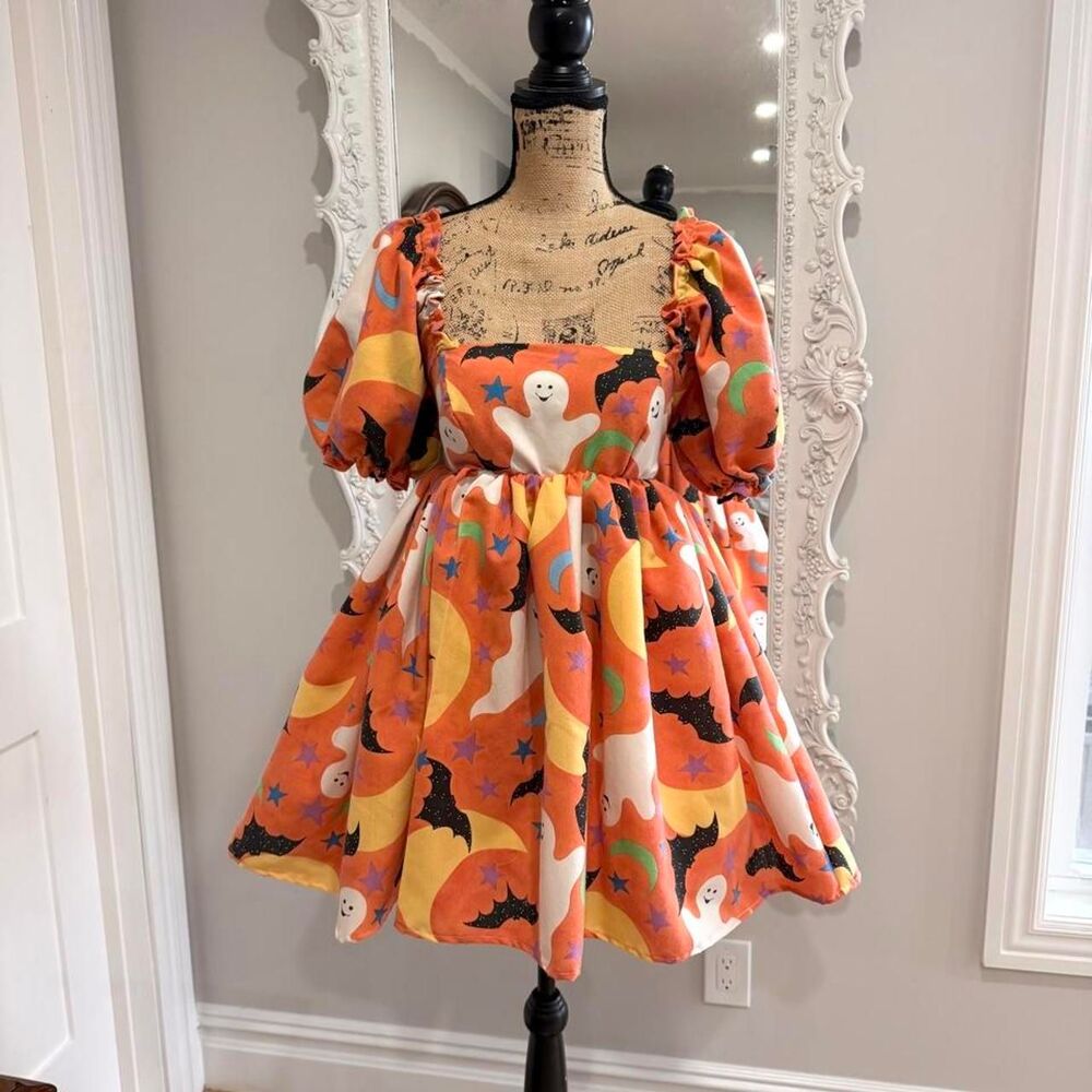 New York Couture *One of a Kind* Vintage Halloween Ghosts Bats Puff Sleeve Dress